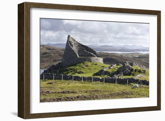 Dun Carloway, Isle of Lewis, Outer Hebrides, Scotland, 2009-Peter Thompson-Framed Photographic Print