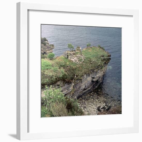 Dun Gruigaig, a Promontory Fort on the Isle of Skye-CM Dixon-Framed Photographic Print