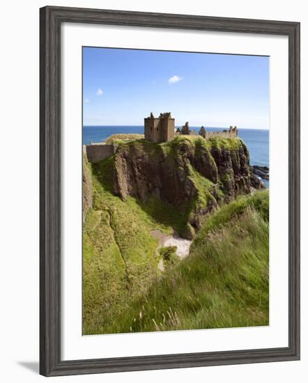 Dunnottar Castle Near Stonehaven, Aberdeenshire, Scotland, United Kingdom, Europe-Mark Sunderland-Framed Photographic Print