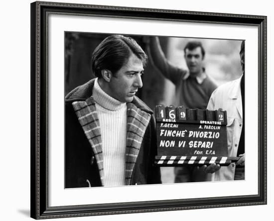 Dustin Hoffman on the Set-null-Framed Photographic Print