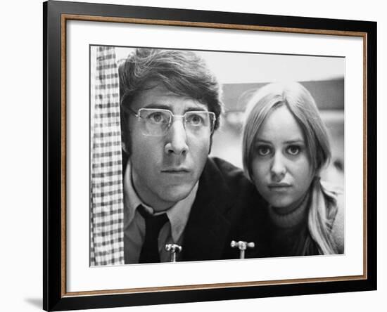 Dustin Hoffman, Susan George, Straw Dogs, 1971-null-Framed Photographic Print