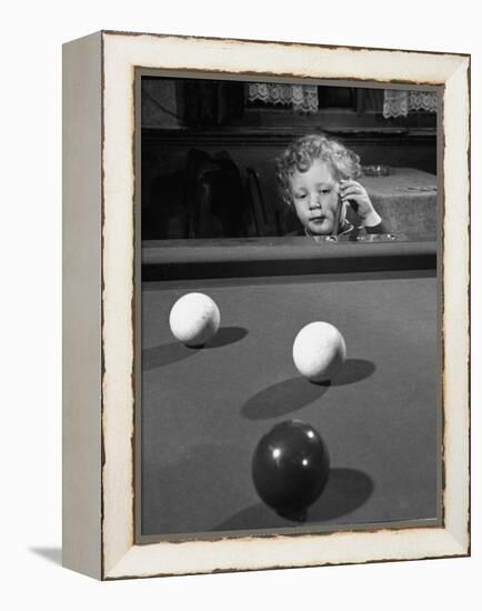 Dutch Billiards Prodigy Renske Quax Looking over the Table-null-Framed Premier Image Canvas