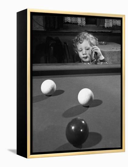 Dutch Billiards Prodigy Renske Quax Looking over the Table-null-Framed Premier Image Canvas