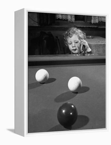 Dutch Billiards Prodigy Renske Quax Looking over the Table-null-Framed Premier Image Canvas