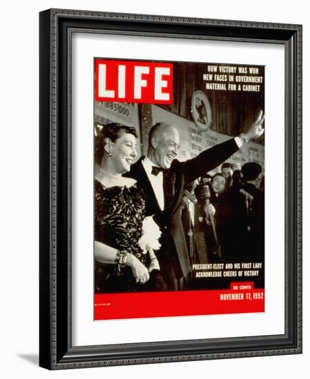 Dwight D. Eisenhower and Mamie, November 17, 1952-Hank Walker-Framed Photographic Print