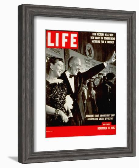 Dwight D. Eisenhower and Mamie, November 17, 1952-Hank Walker-Framed Photographic Print