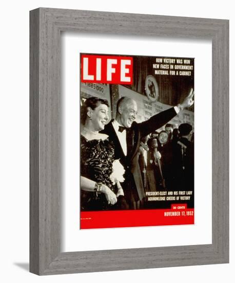 Dwight D. Eisenhower and Mamie, November 17, 1952-Hank Walker-Framed Photographic Print