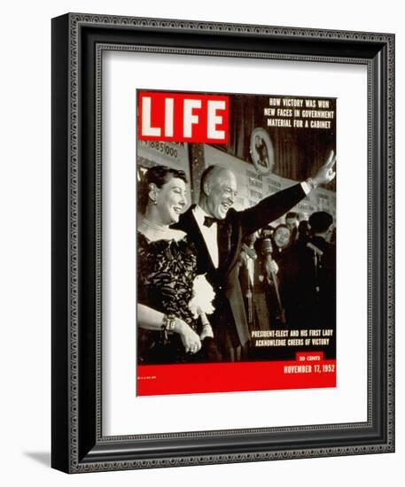 Dwight D. Eisenhower and Mamie, November 17, 1952-Hank Walker-Framed Photographic Print