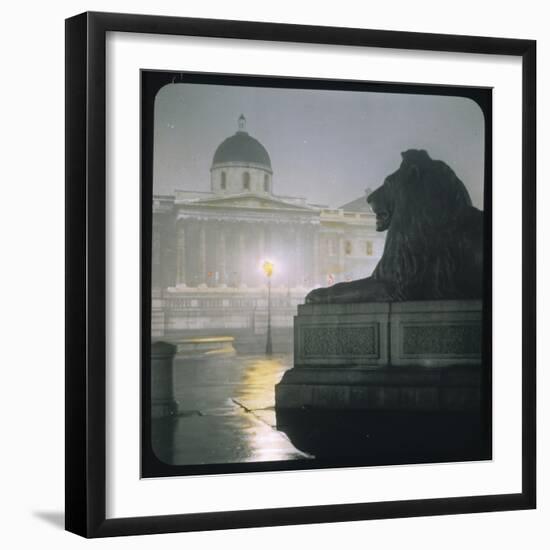 Early Morning in Trafalgar Square-null-Framed Photographic Print