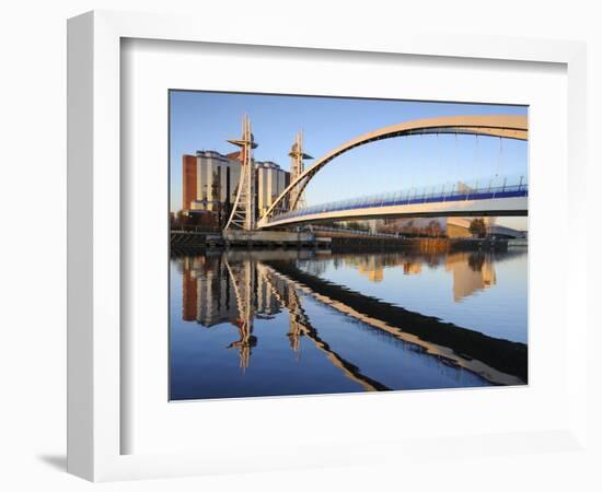 Early Morning View of the Millennium Bridge, Salford Quays, Manchester, Greater Manchester, England-Chris Hepburn-Framed Photographic Print