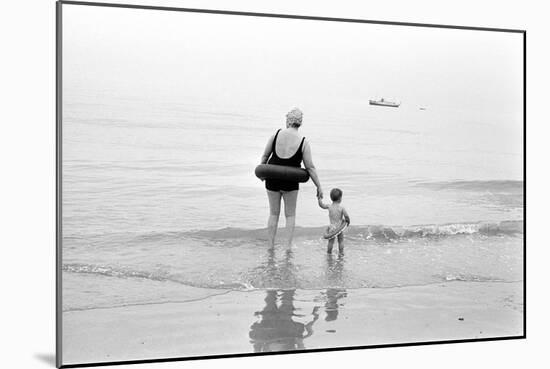 Eastbourne Beach, 1968-Arthur Steel-Mounted Photographic Print