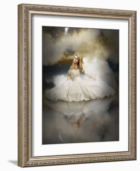 Edgelounge-Lynne Davies-Framed Photographic Print