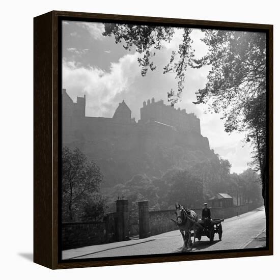 Edinburgh Castle 1910-Staff-Framed Premier Image Canvas