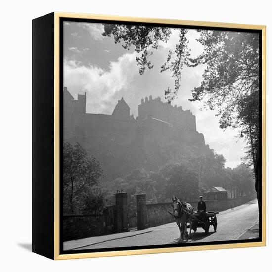 Edinburgh Castle 1910-Staff-Framed Premier Image Canvas