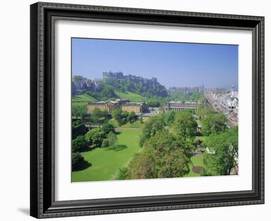 Edinburgh Castle and Gardens, Edinburgh, Lothian, Scotland, UK, Europe-Roy Rainford-Framed Photographic Print