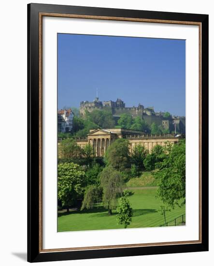 Edinburgh Castle and National Gallery, Edinburgh, Lothian, Scotland, UK, Europe-Roy Rainford-Framed Photographic Print