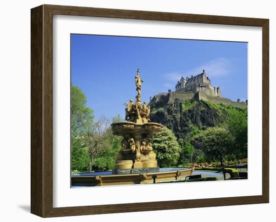 Edinburgh Castle, Edinburgh, Lothian, Scotland, UK, Europe-Roy Rainford-Framed Photographic Print