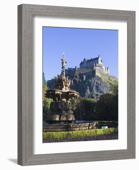 Edinburgh Castle, Edinburgh, Lothian, Scotland, Uk-null-Framed Photographic Print