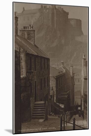 Edinburgh Castle from Vennel-null-Mounted Photographic Print