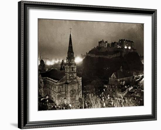 Edinburgh Castle Palace, Prison and Fortress, 1940s-null-Framed Photographic Print