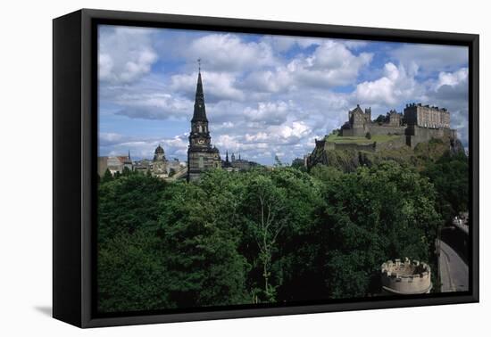 Edinburgh Castle-Vittoriano Rastelli-Framed Premier Image Canvas