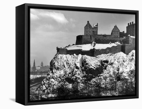 Edinburgh in Winter-null-Framed Premier Image Canvas