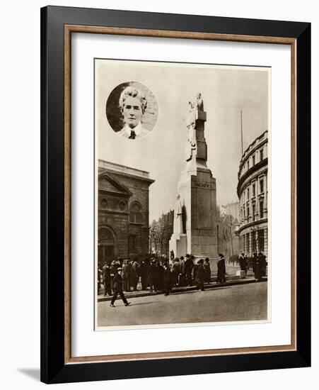 Edith Cavell Memorial-null-Framed Photographic Print