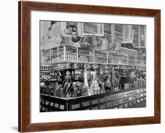 Edw. Neumann, Broadway Market, Detroit, Mich.-null-Framed Photo