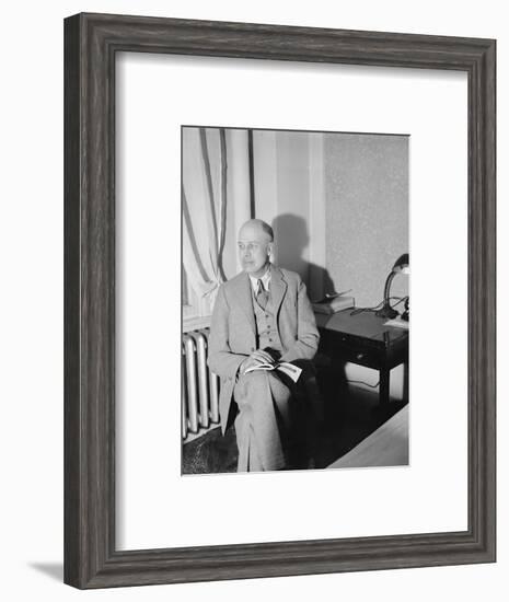 Edward Hopper, c.1937-Harris & Ewing-Framed Photographic Print