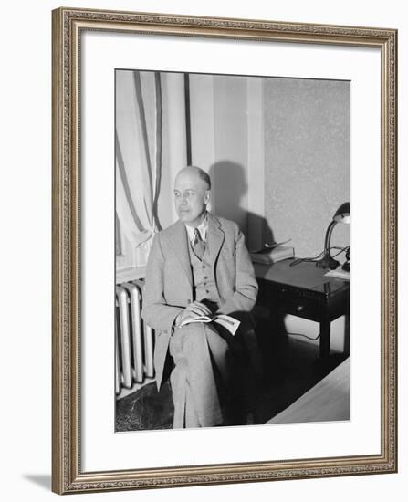 Edward Hopper, c.1937-Harris & Ewing-Framed Photographic Print