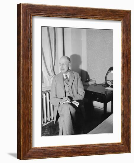 Edward Hopper, c.1937-Harris & Ewing-Framed Photographic Print