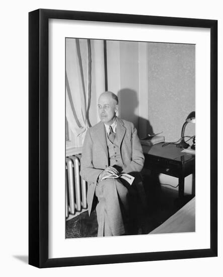 Edward Hopper, c.1937-Harris & Ewing-Framed Photographic Print