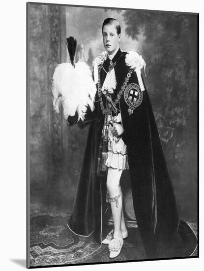 Edward, Prince of Wales as a Knight of the Garter, Early 20th Century-null-Mounted Giclee Print