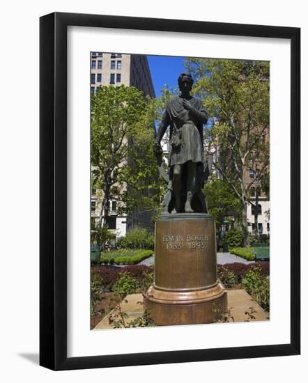 Edwin Booth Statue in Gramercy Park, New York City, New York, USA-Richard Cummins-Framed Photographic Print
