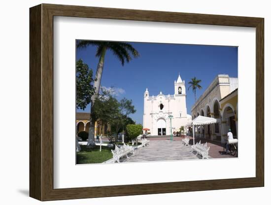 Eglesia San Miguelito, Tlacotalpan, UNESCO World Heritage Site, Mexico, North America-Peter Groenendijk-Framed Photographic Print