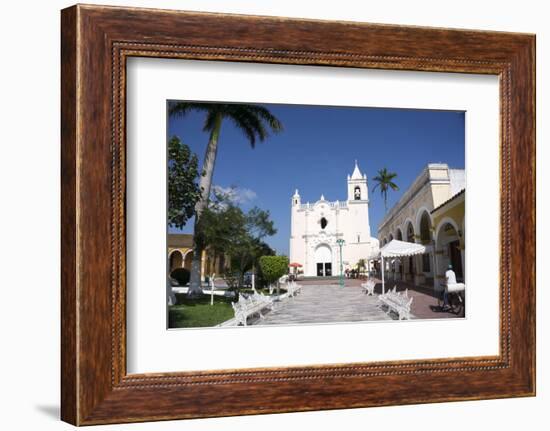 Eglesia San Miguelito, Tlacotalpan, UNESCO World Heritage Site, Mexico, North America-Peter Groenendijk-Framed Photographic Print