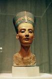 Bust of Queen Nefertiti, Front View, from the Studio of the Sculptor Thutmose at Tell El-Amarna-Egyptian 18th Dynasty-Giclee Print