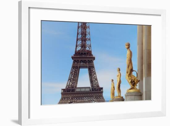 Eiffel Tower and Les Oiseaux Statues-Cora Niele-Framed Photographic Print