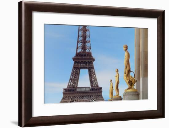 Eiffel Tower and Les Oiseaux Statues-Cora Niele-Framed Photographic Print