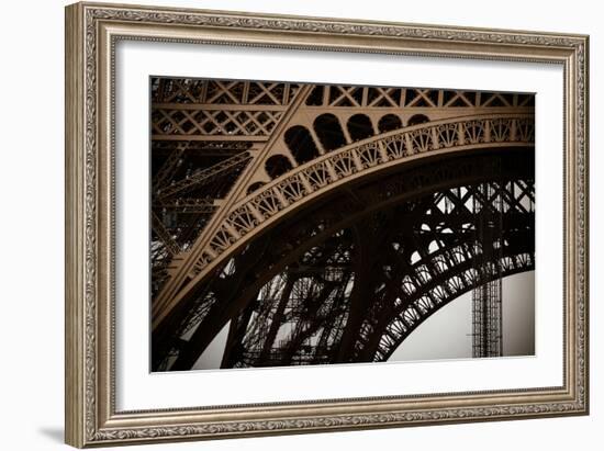 Eiffel Tower Arc I-Erin Berzel-Framed Photographic Print