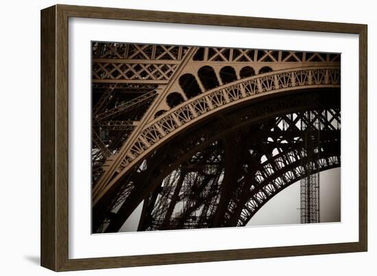 Eiffel Tower Arc I-Erin Berzel-Framed Photographic Print
