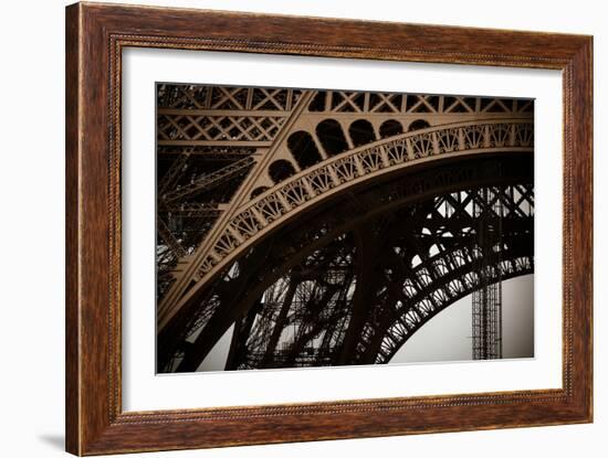 Eiffel Tower Arc I-Erin Berzel-Framed Photographic Print