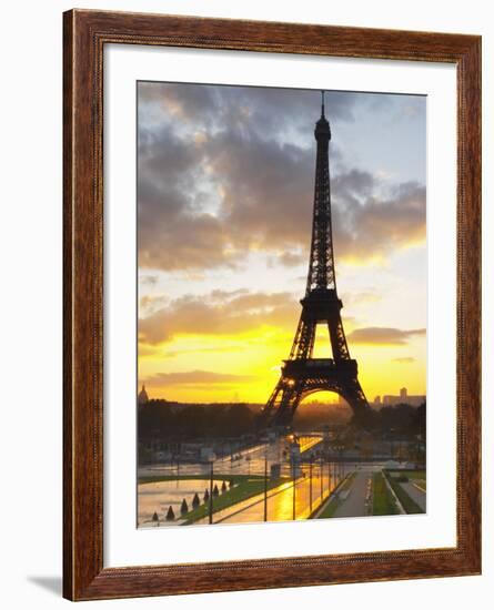 Eiffel Tower at Dawn, Place Trocadero Square, Paris, France-Per Karlsson-Framed Photographic Print