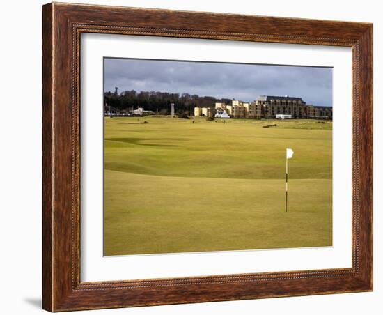 Eighteenth Green at the Old Course, St. Andrews, Fife, Scotland, United Kingdom, Europe-Mark Sunderland-Framed Photographic Print