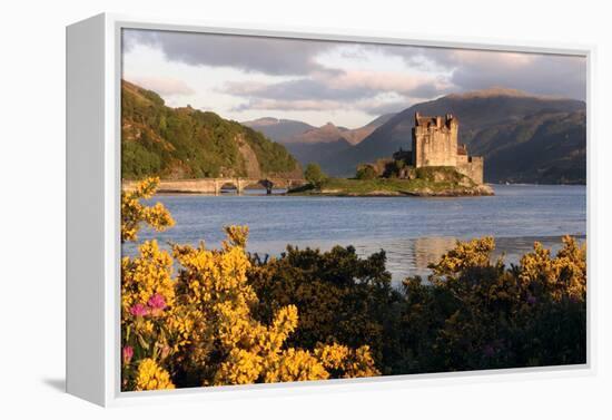 Eilean Donan Castle, Highland, Scotland-Peter Thompson-Framed Premier Image Canvas