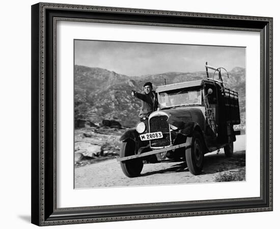 El Aprendiz De Malo, 1958-null-Framed Photographic Print