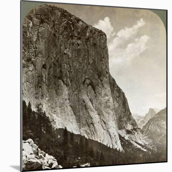 El Capitan and Half Dome, Yosemite Valley, California, USA, 1902-Underwood & Underwood-Mounted Photographic Print