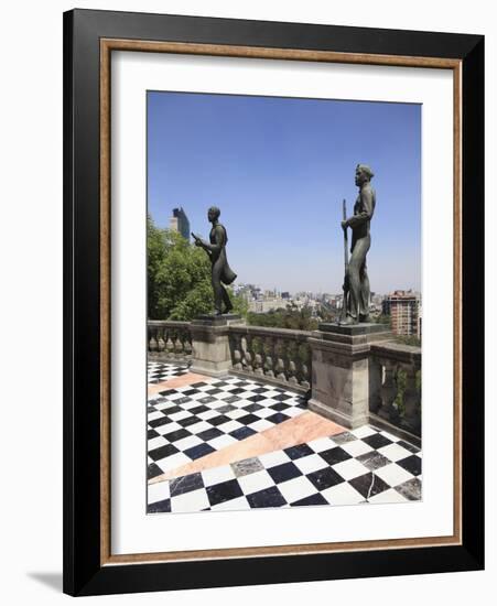 El Castillo De Chapultepec (Chapultepec Castle), Chapultepec Park, Chapultepec, Mexico City, Mexico-Wendy Connett-Framed Photographic Print