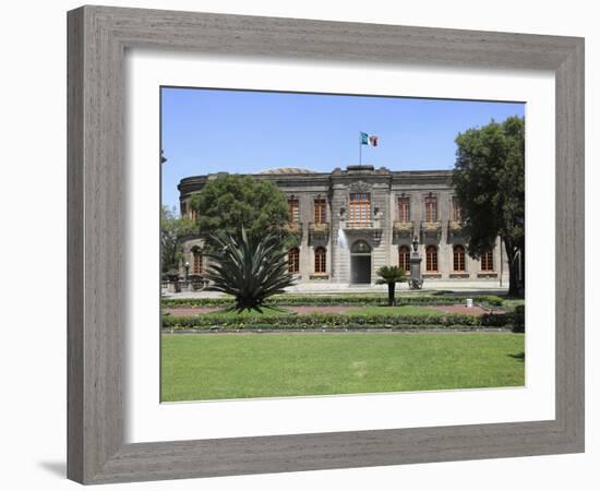 El Castillo De Chapultepec (Chapultepec Castle), Chapultepec Park, Chapultepec, Mexico City, Mexico-Wendy Connett-Framed Photographic Print