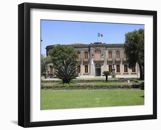El Castillo De Chapultepec (Chapultepec Castle), Chapultepec Park, Chapultepec, Mexico City, Mexico-Wendy Connett-Framed Photographic Print